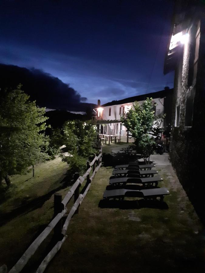 Cascina Merlo Country House Pareto Dış mekan fotoğraf